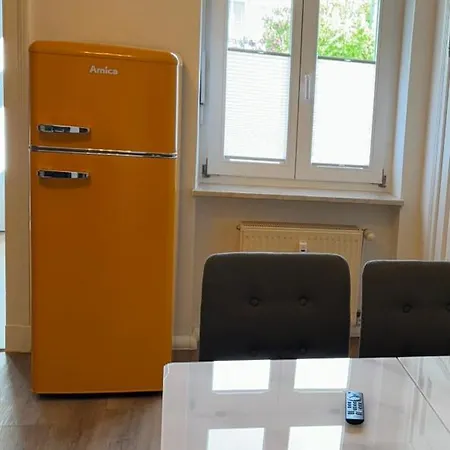 H&H Apartment Im Herzen Von Greifswald Zentral In Der Langen Reihe Esterno foto