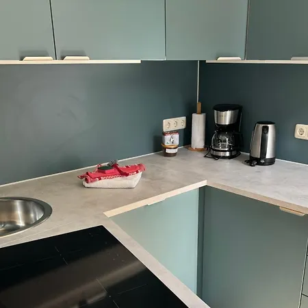 H&H Apartment Im Herzen Von Greifswald Zentral In Der Langen Reihe Esterno foto