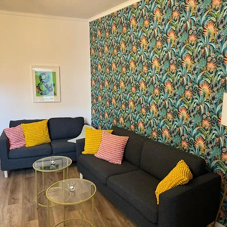 H&H Apartment Im Herzen Von Greifswald Zentral In Der Langen Reihe Esterno foto