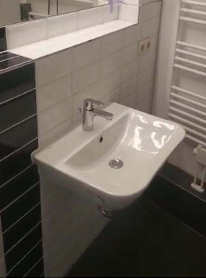 Apartment H&h Im Herzen Von Zentral In Der Langen Reihe *