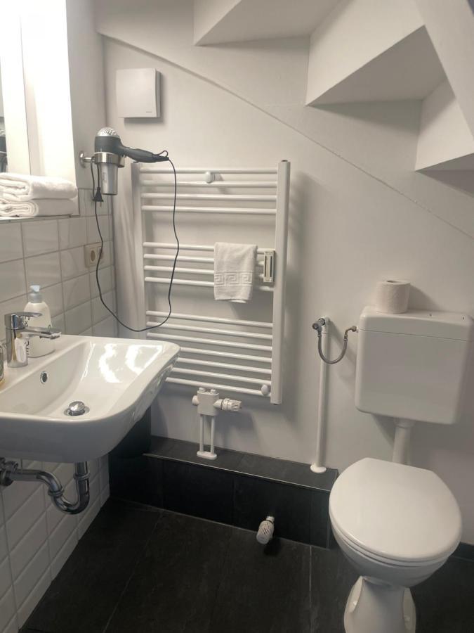 H&h Im Herzen Von Zentral In Der Langen Reihe Apartment