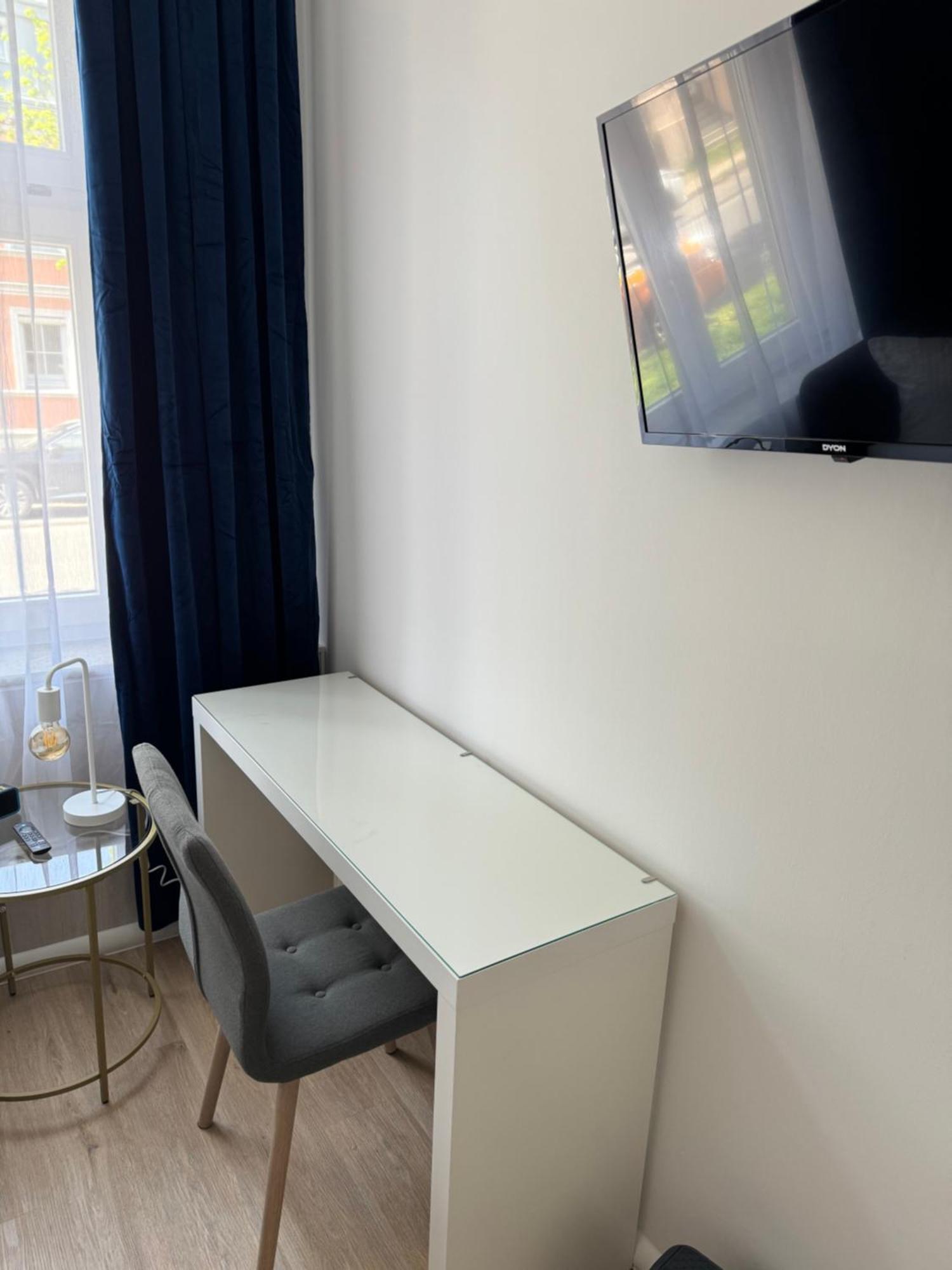 Apartment H&h Im Herzen Von Zentral In Der Langen Reihe