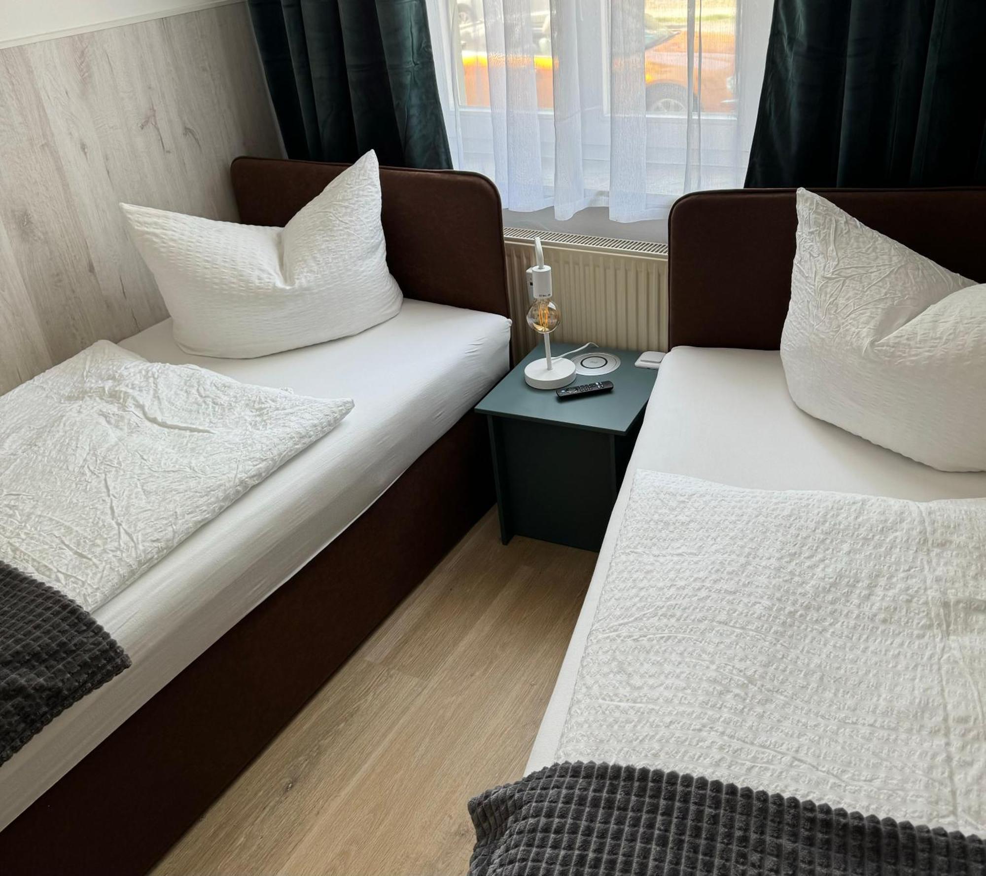 Apartment H&h Im Herzen Von Zentral In Der Langen Reihe Greifswald